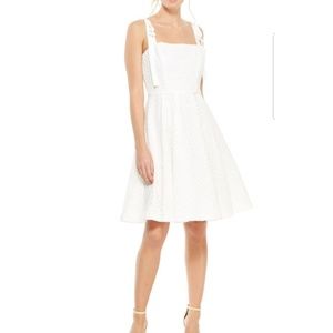 Gal Meets Glam Helen Dress!